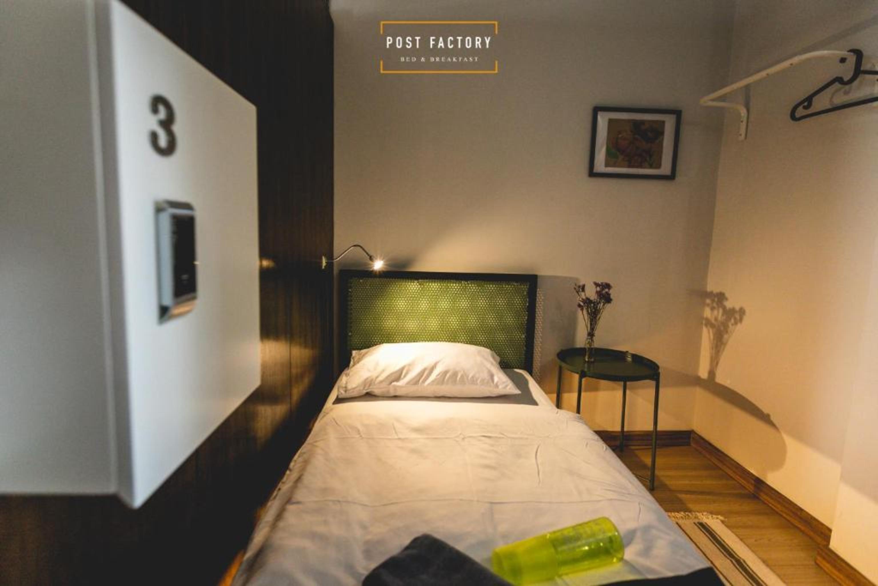 Post Factory Bed & Breakfast Bangkok