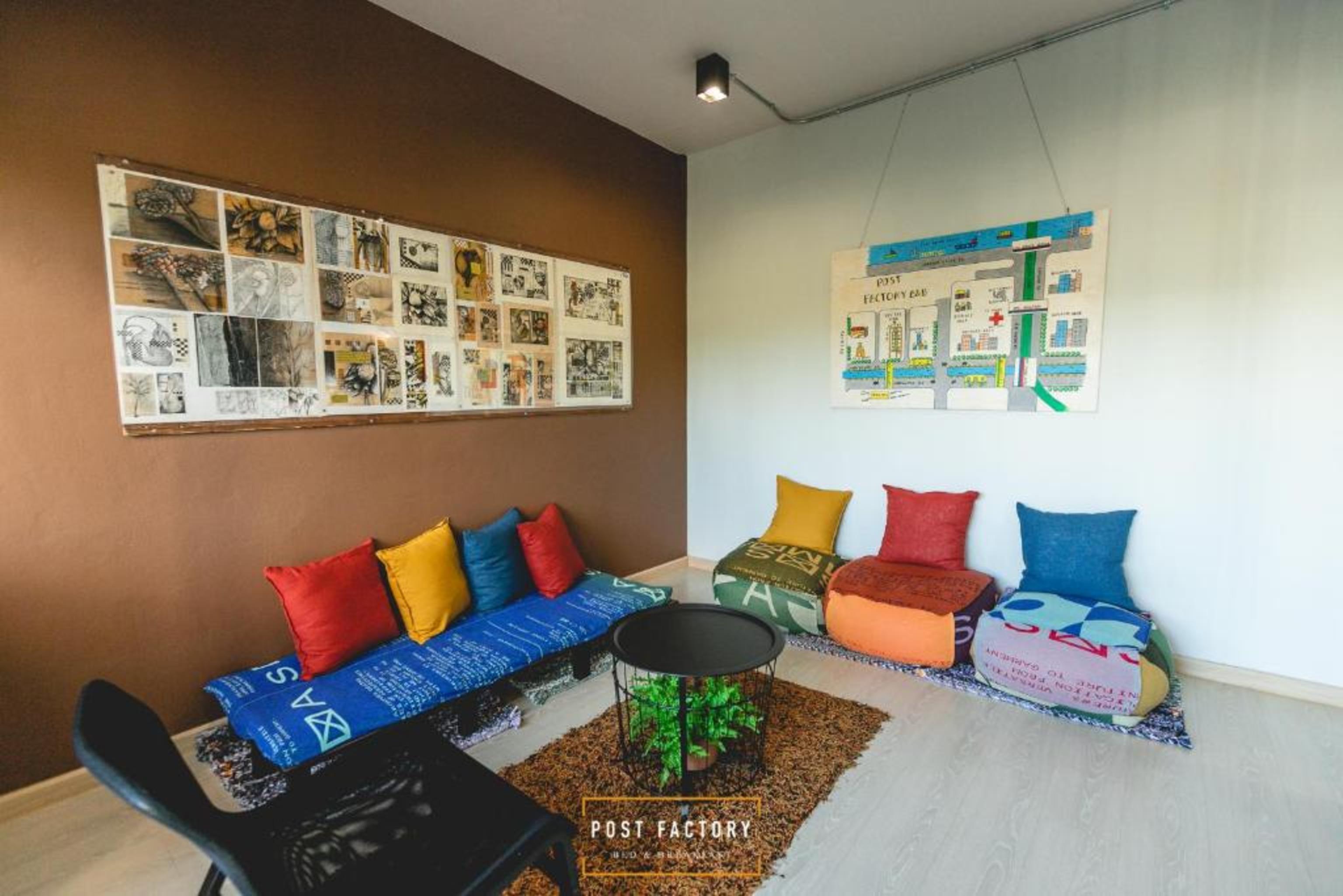 Post Factory Bed & Breakfast Bangkok